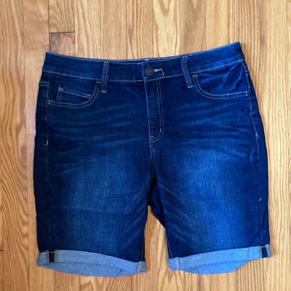 SO Denim Favorite Bermuda Shorts - Picture 5 of 5